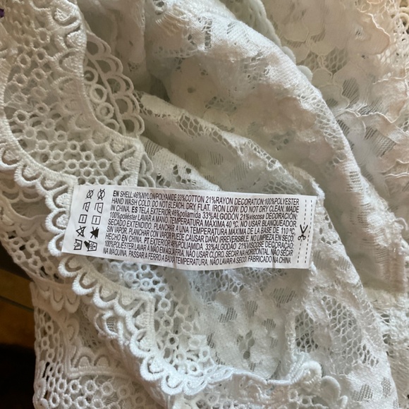 Sheer Lace F21 Top - Picture 5 of 5